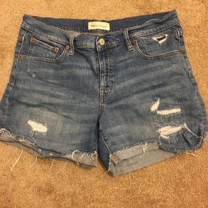 Women’s GAP 5” Shorts